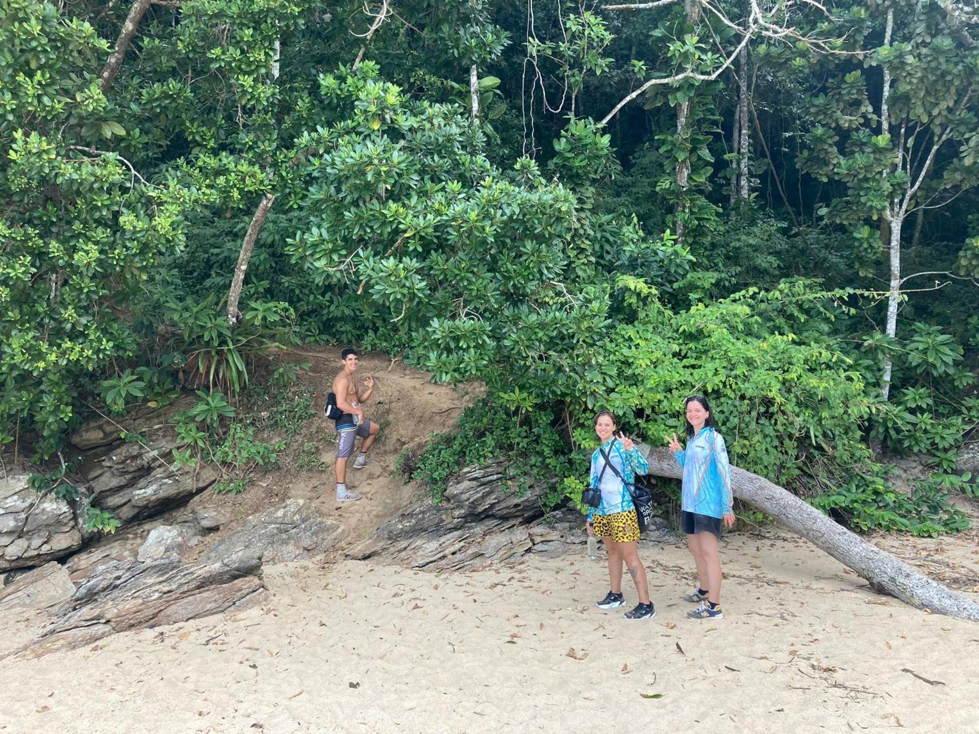 Ubatuba Wild Surf Hostel Kültér fotó