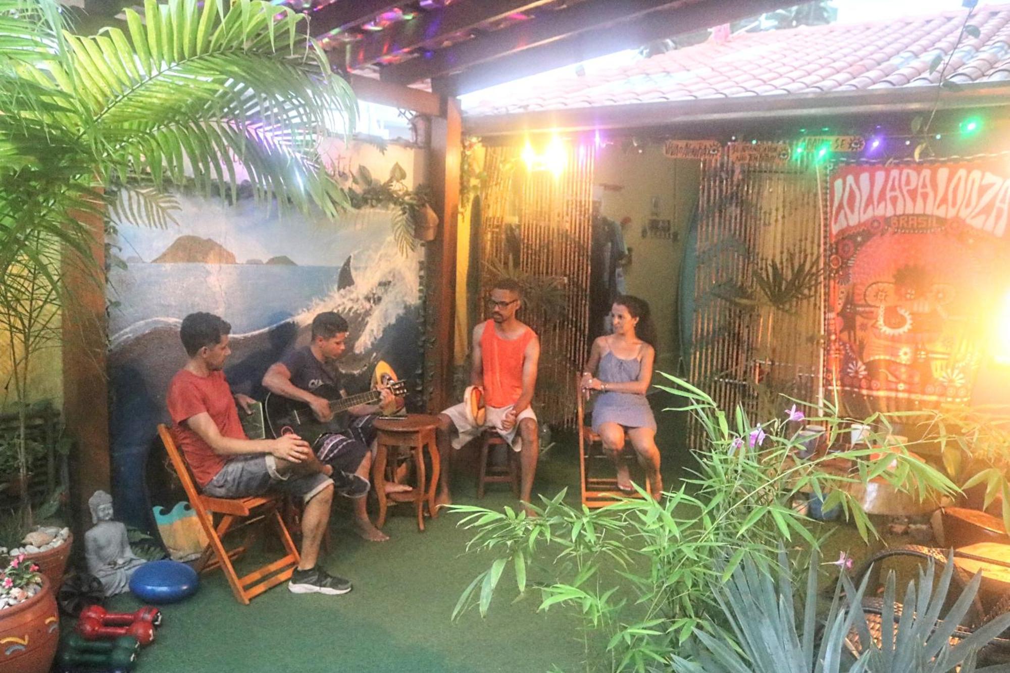 Ubatuba Wild Surf Hostel Kültér fotó